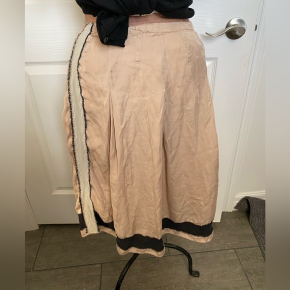 Vanessa Bruno‎ 100% silk Skirt - Picture 1 of 5
